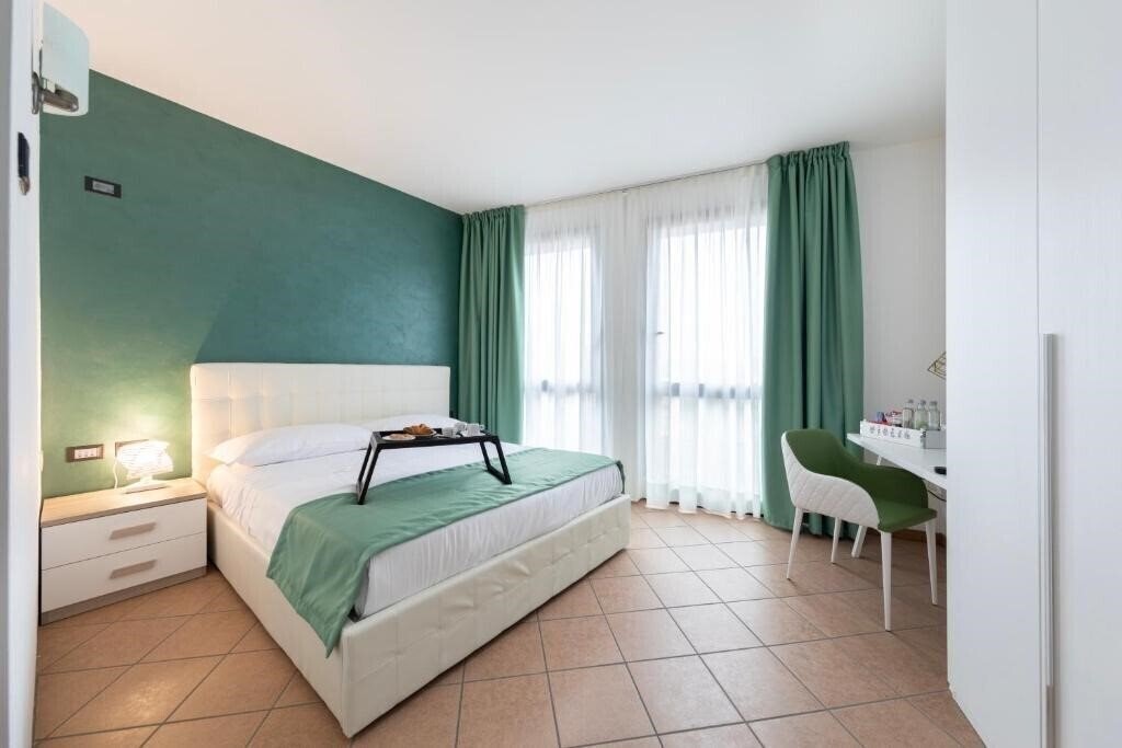 Картинка Hotel Lake Como Golf 4*