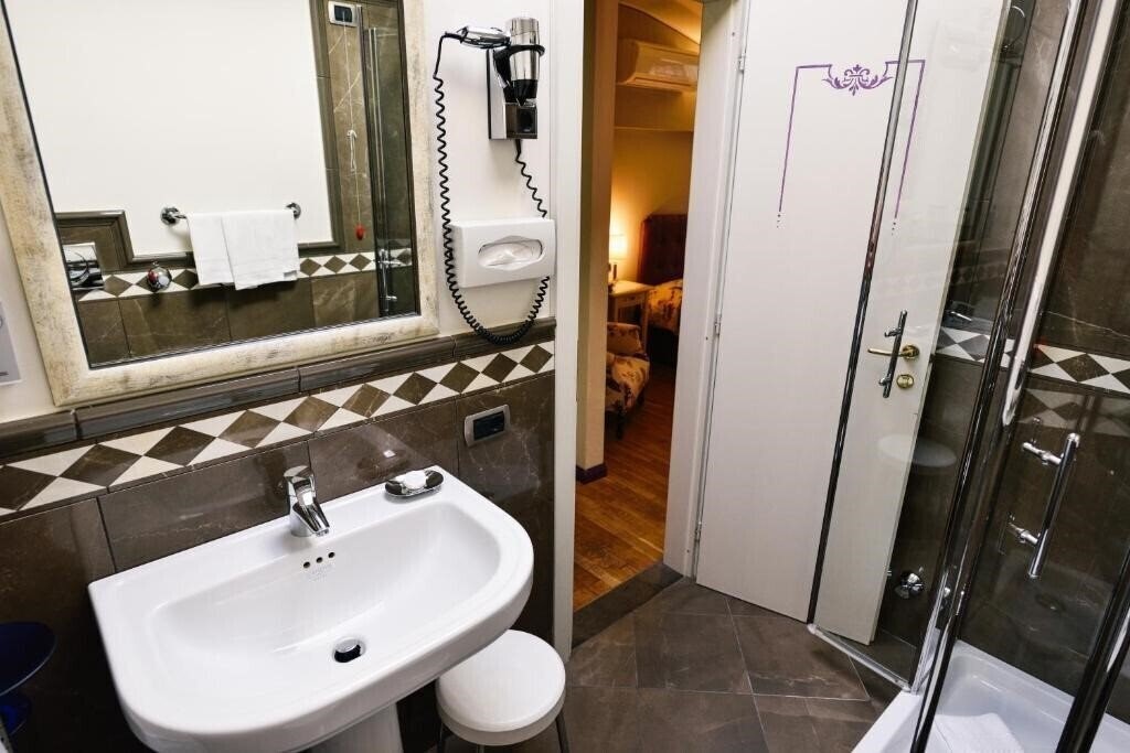 Фото Hotel Posta Moltrasio 3*