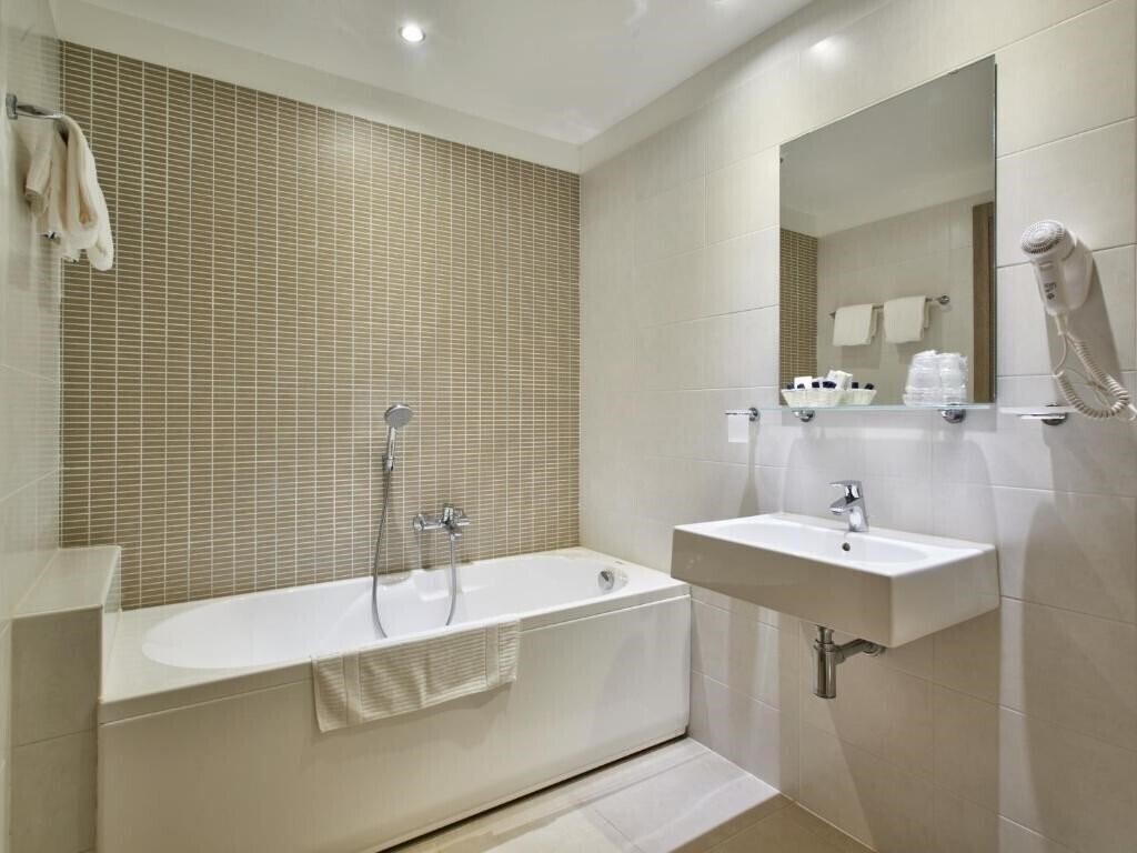 Фото Hotel Centrale 4*