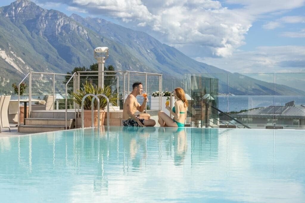 Изображение Hotel Kristal Palace 4*