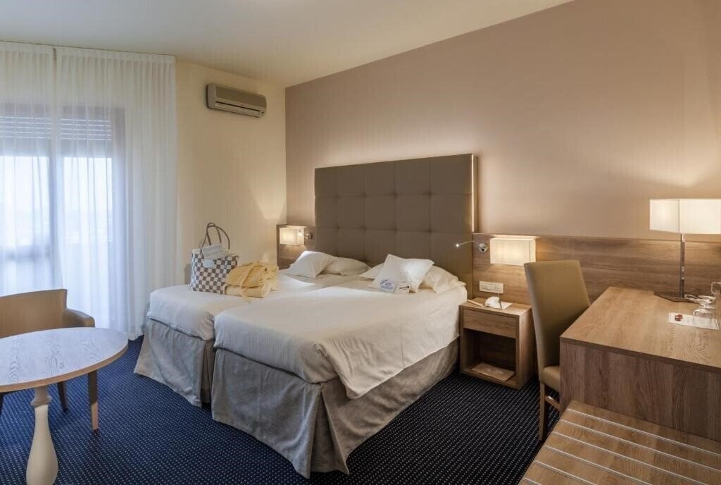 Фото Garden Terme Montegrotto 4*