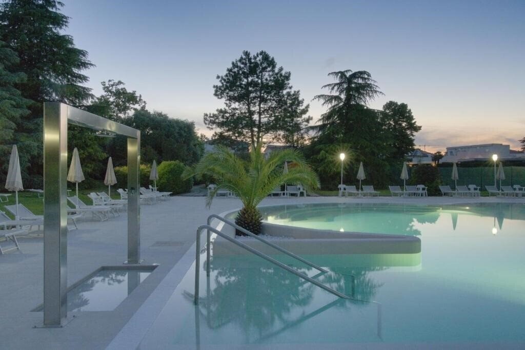 Изображение Des Bains Terme 4*