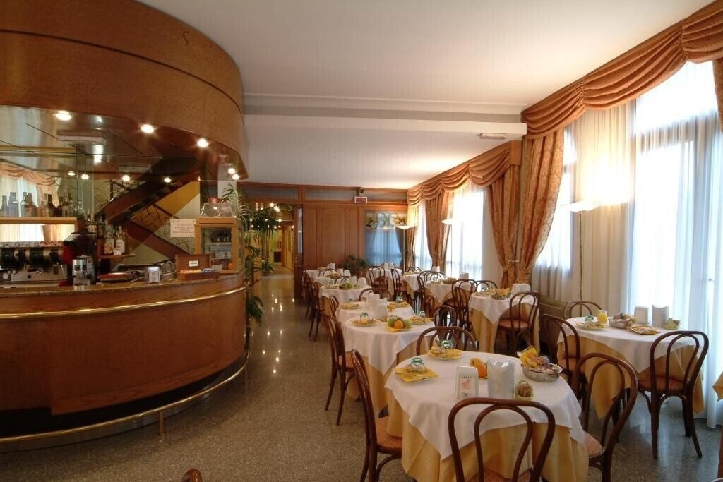 Фотографія Hotel Donatello 3*