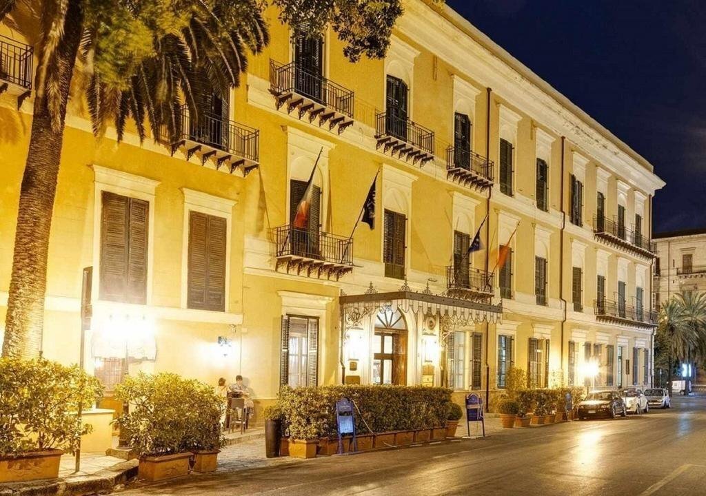 Готель Mercure Palermo Centro 4*
