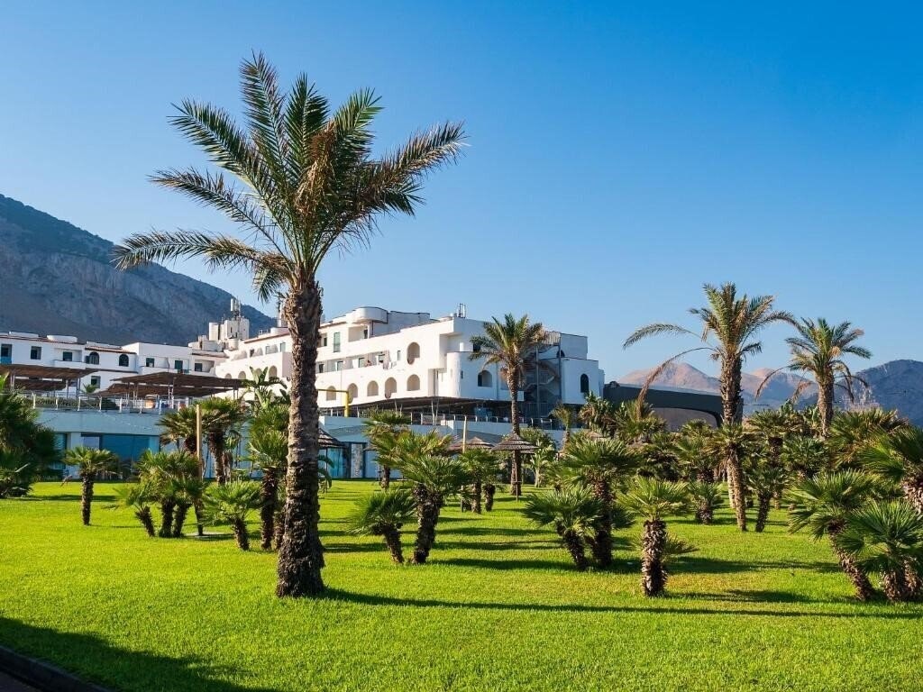 Готель Saracen Resort 3*
