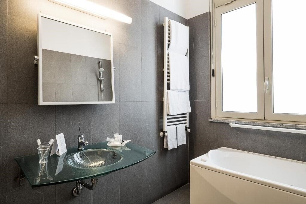 Фотографія Garibaldi Hotel Palermo 4*