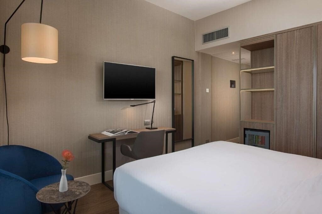 Фотография NH Palermo 4*