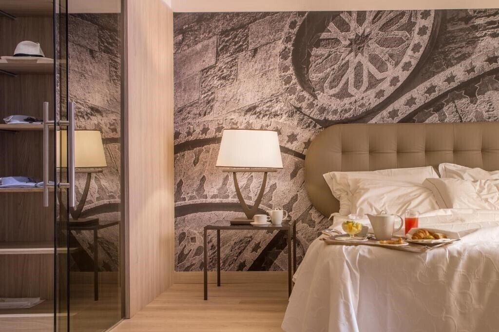 Отель Federico II Central Palace Hotel 4*