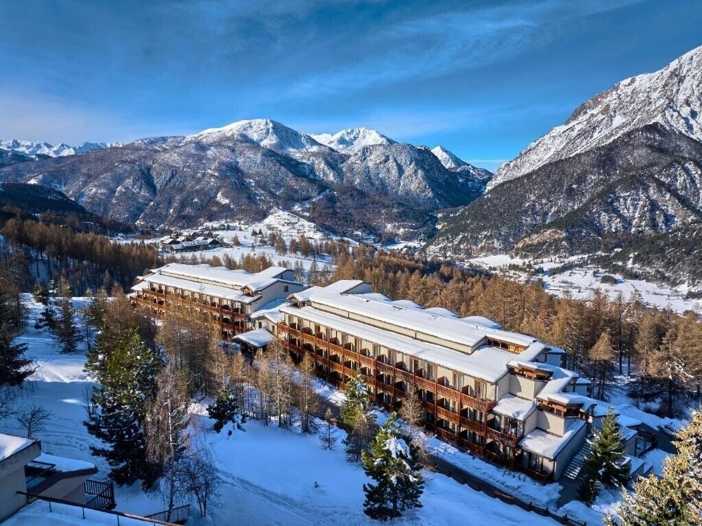Готель Sansicario Majestic 4*