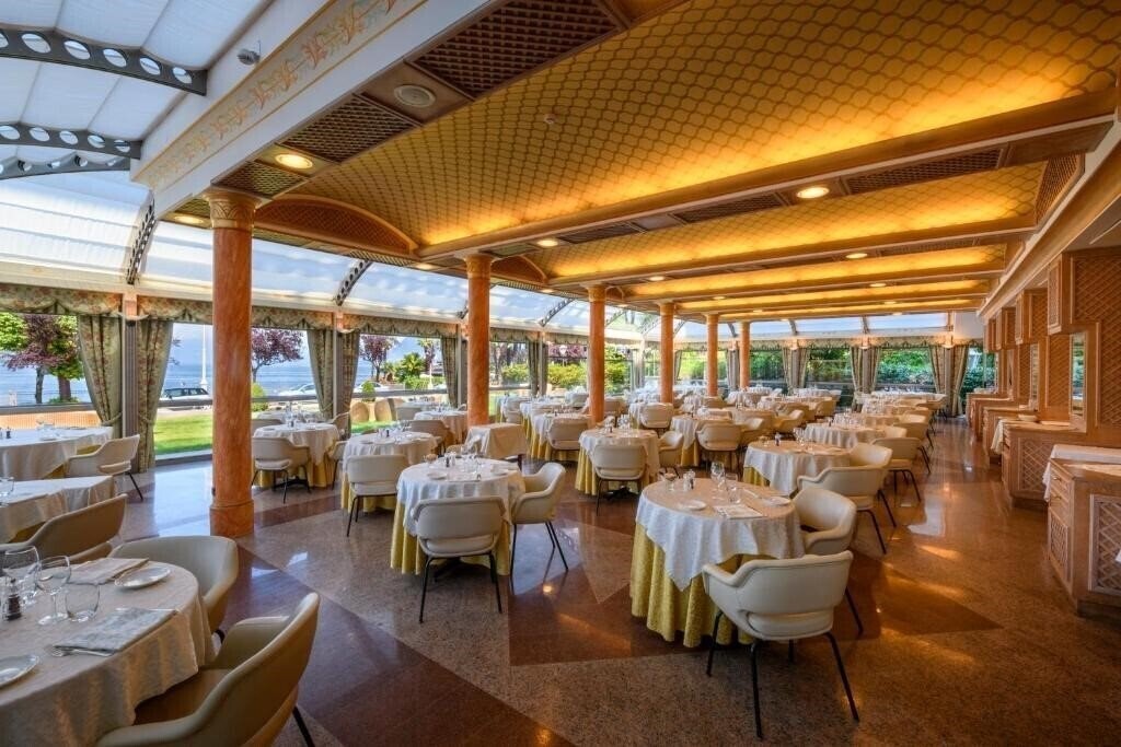 Фотографія Hotel Astoria Stresa 4*