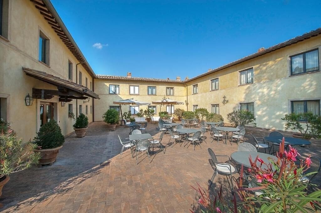 Готель Relais Dell Olmo 4*