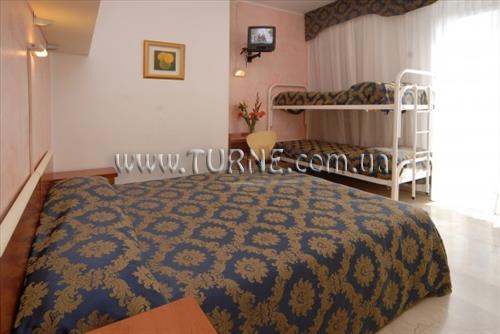 Готель Capri 3*