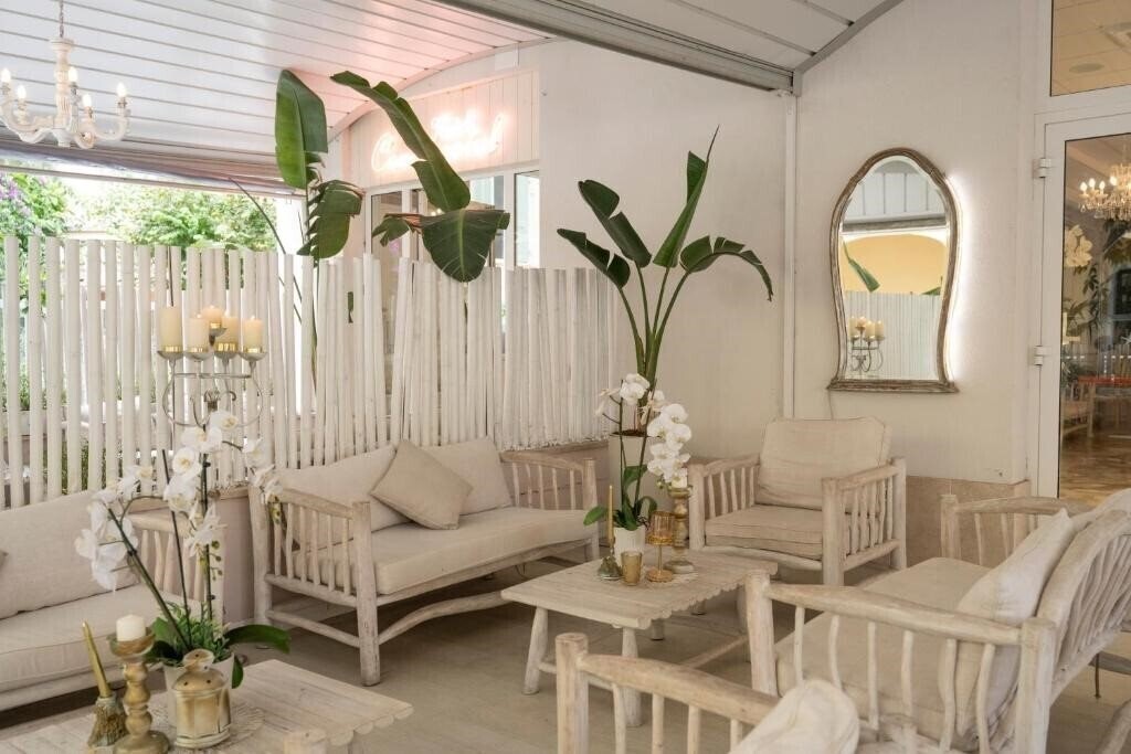 Изображение Hotel Continental Pietra Ligure 3*