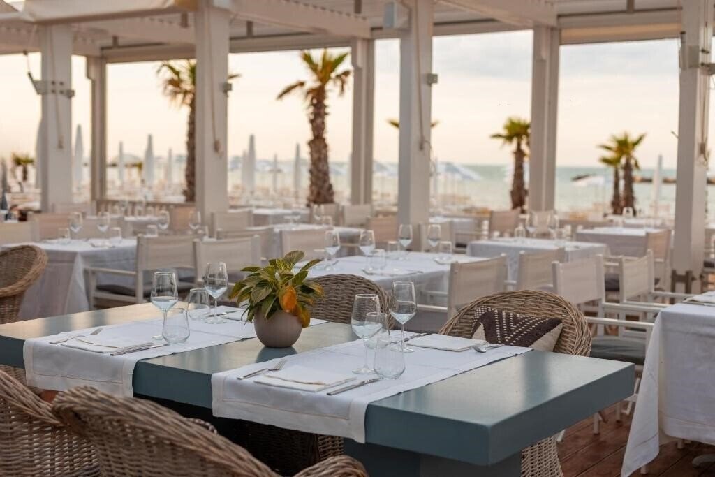 Фото Excelsior Hotel, SPA & Lido 5*