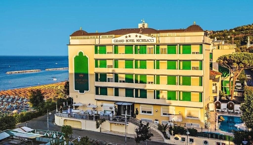 Готель Grand Hotel Michelacci 4*