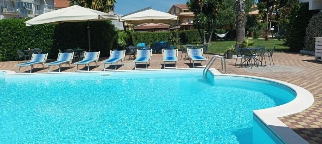 Фото Hotel Marinella Pizzo 3*