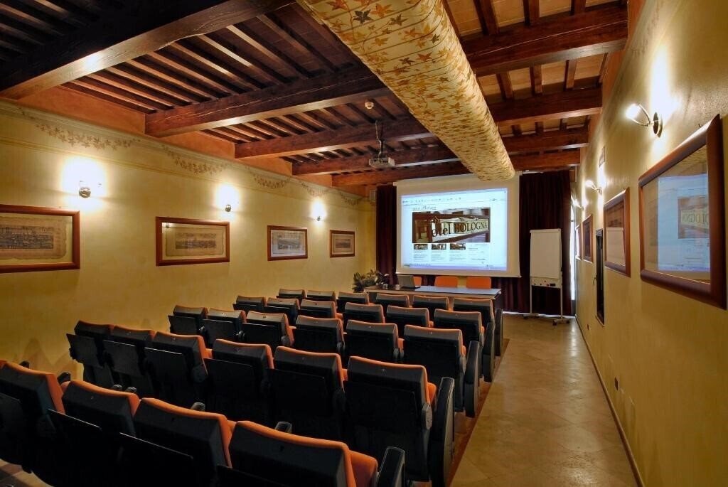 Зображення Bologna 4*