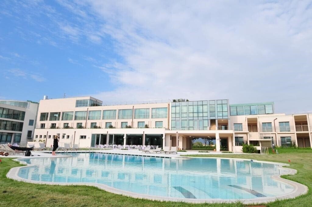 Отель Smy Pisa Plaza 5*