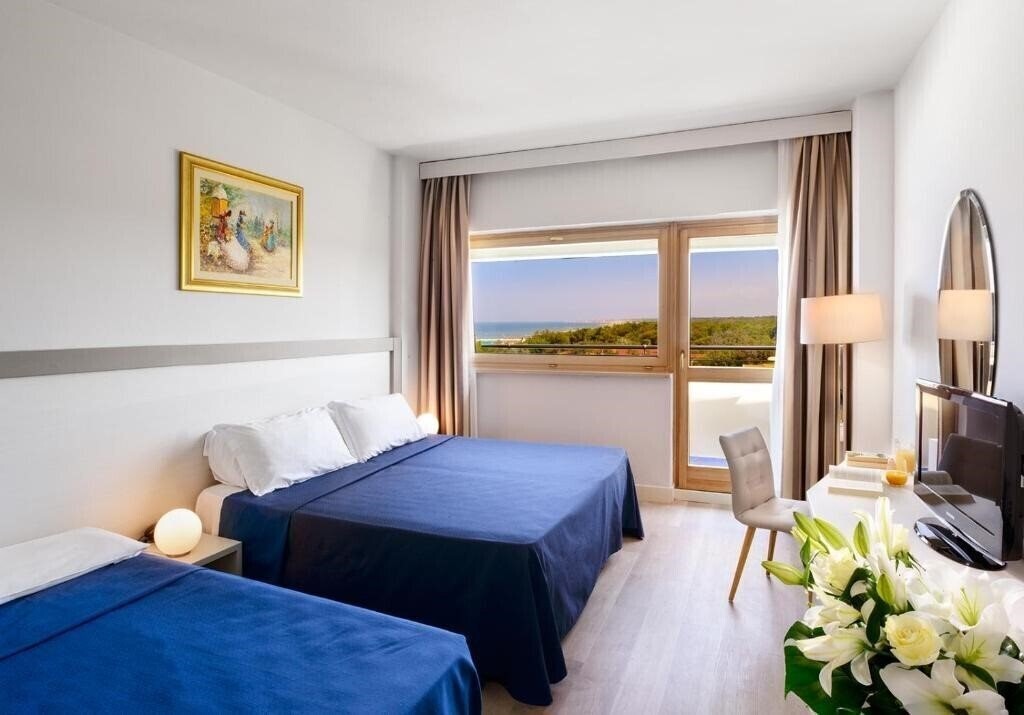 Фото Grand Hotel Continental (Tirrenia) 4*