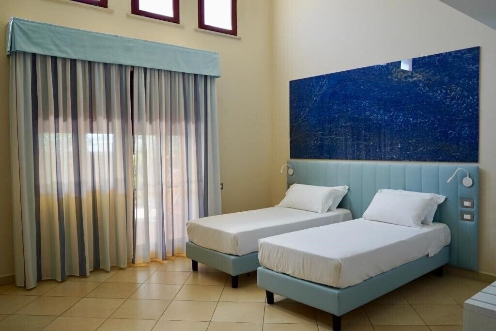 Фото Toscana Sport Resort (Calambrone) 4*
