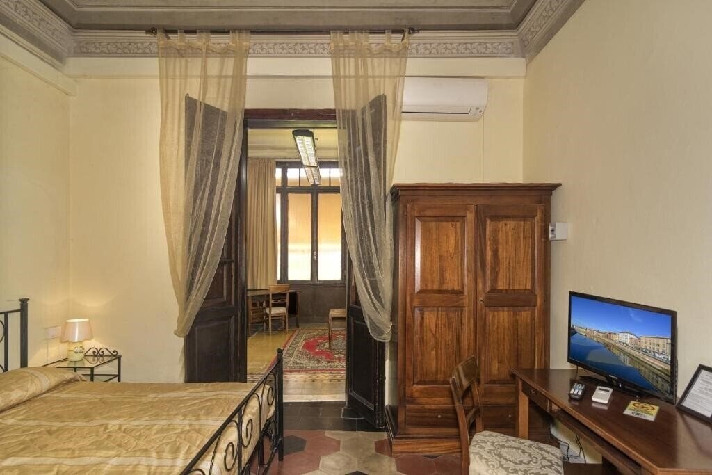 Зображення B&B Antica Piazza dei Miracoli 3*