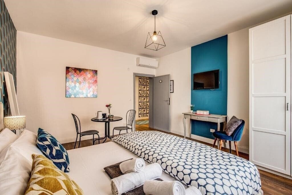 Фото Aweshome - Vintage Rooms 3*