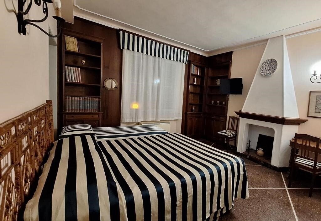 Отель B&B Red Horse 3*