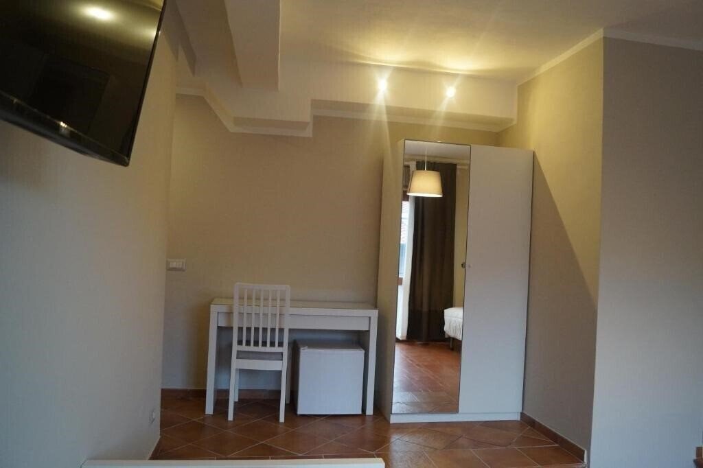 Картинка Gialel Pisa 1*
