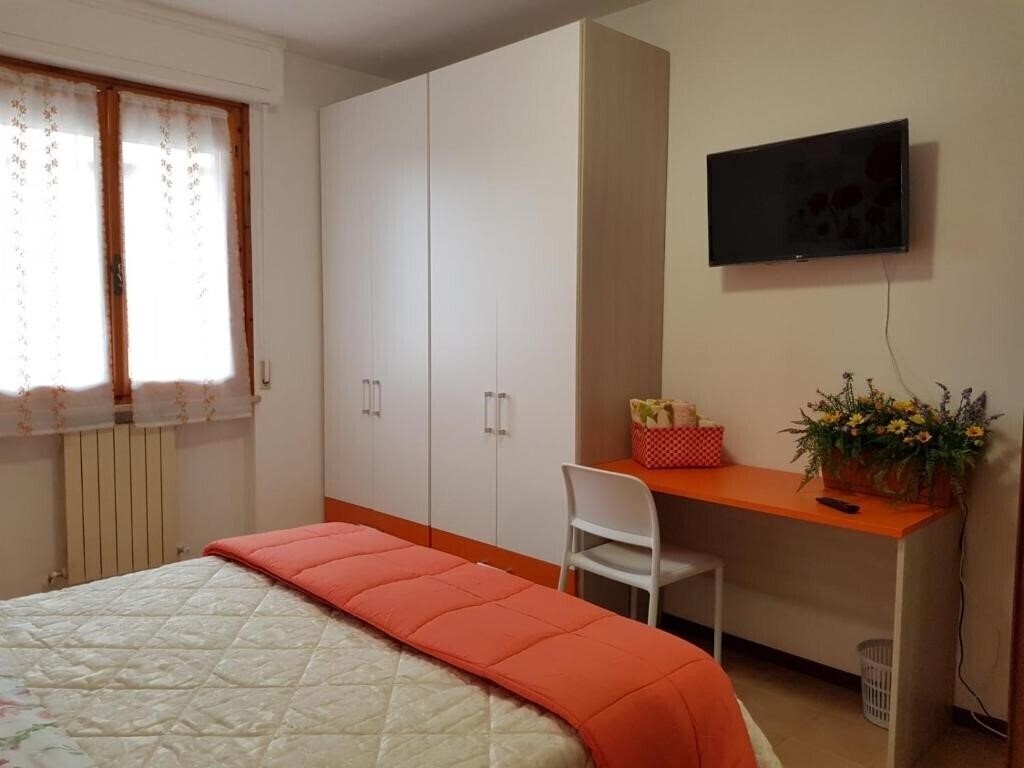 Фотография B&B May Flowers 3*