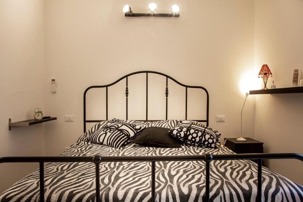 Фото Suite Black and Wite 3*