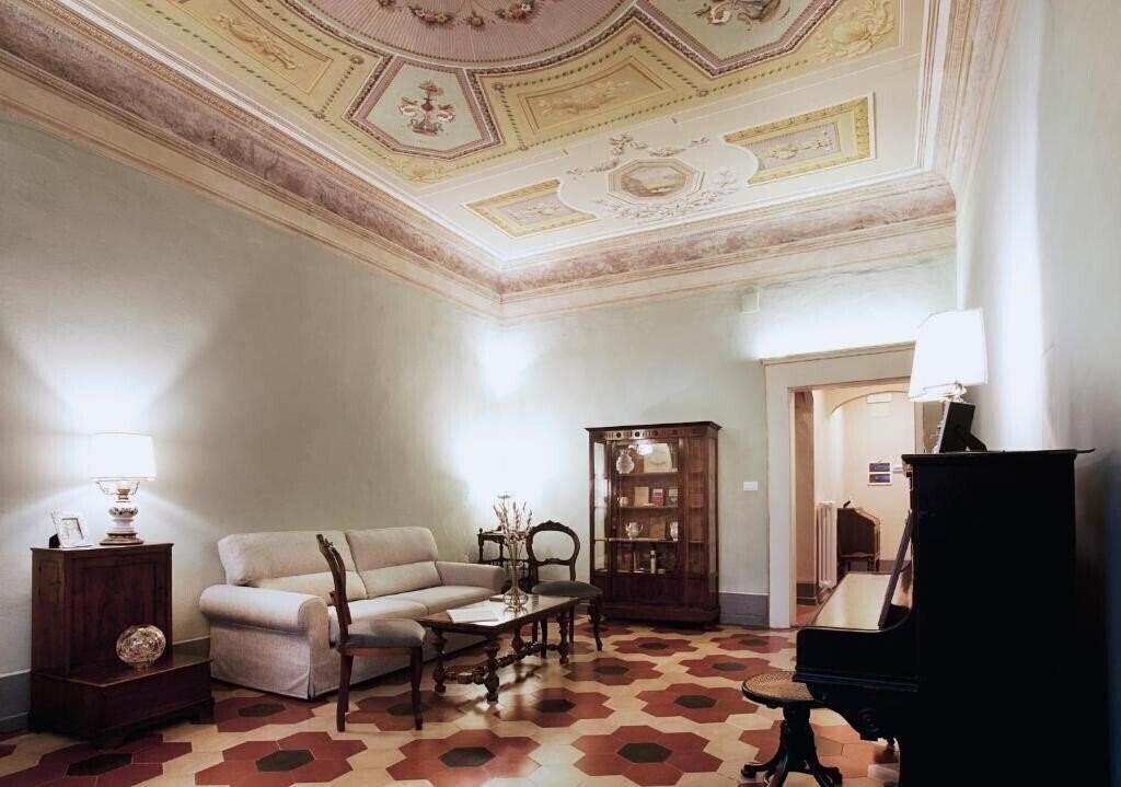 Отель Almadelena Guest House 3*