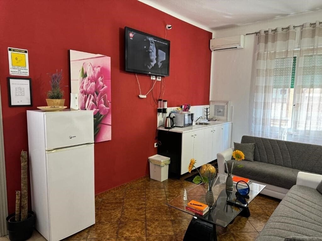 Фото Crown Guest House 3*