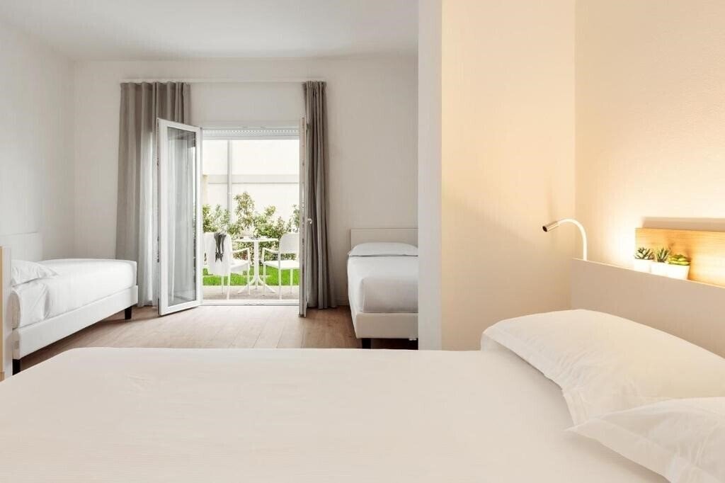 Фото Toscana Charme Resort (Calambrone) 5*