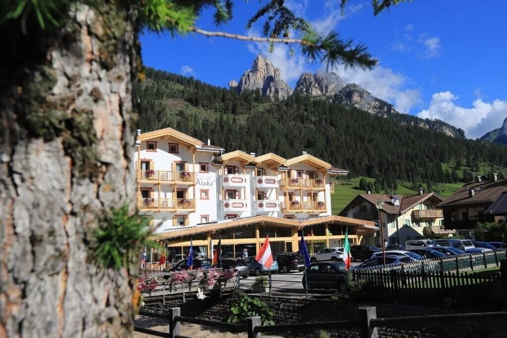 Отель Hotel Alaska 3*