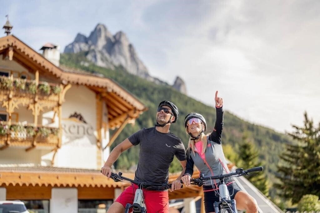 Фото Rene Dolomites Boutique Hotel 4*