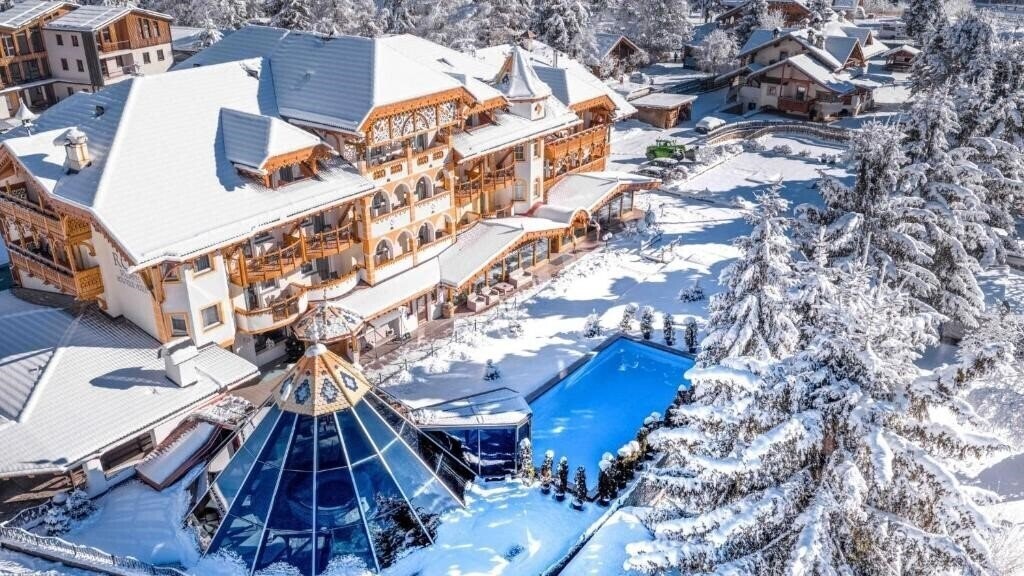 Фотографія Rene Dolomites Boutique Hotel 4*