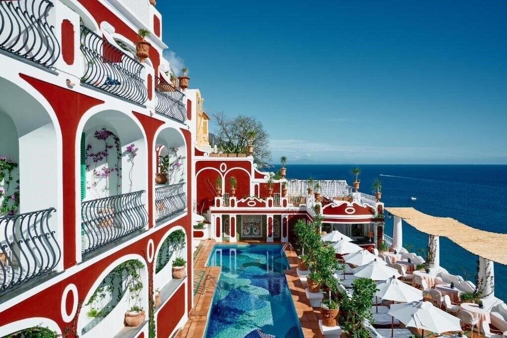 Готель Hotel Le Sirenuse 5*