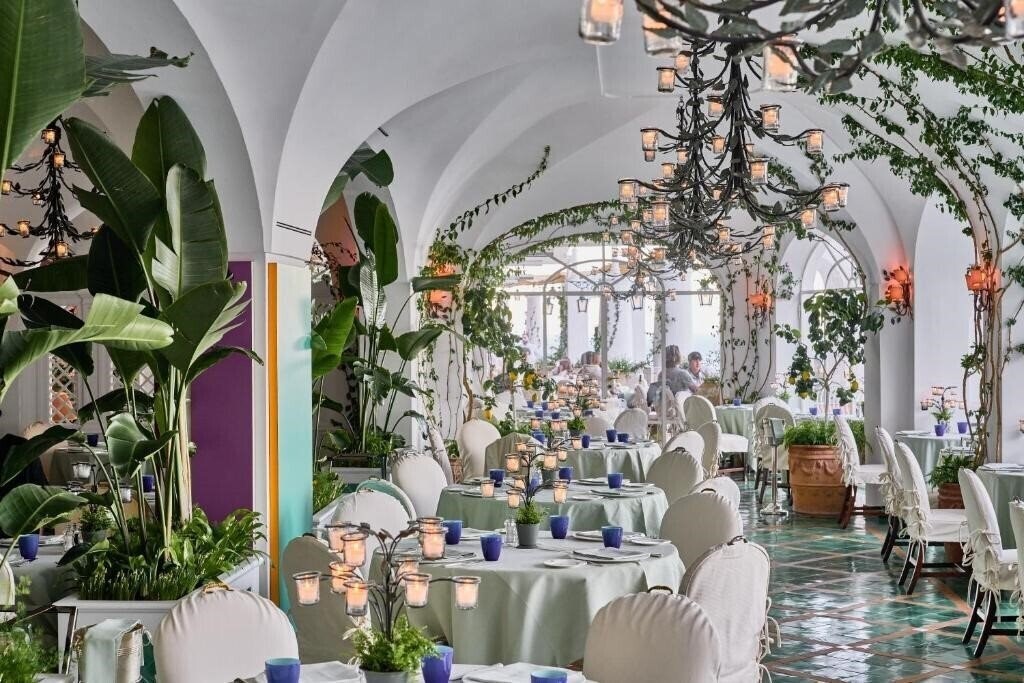 Фотографія Hotel Le Sirenuse 5*