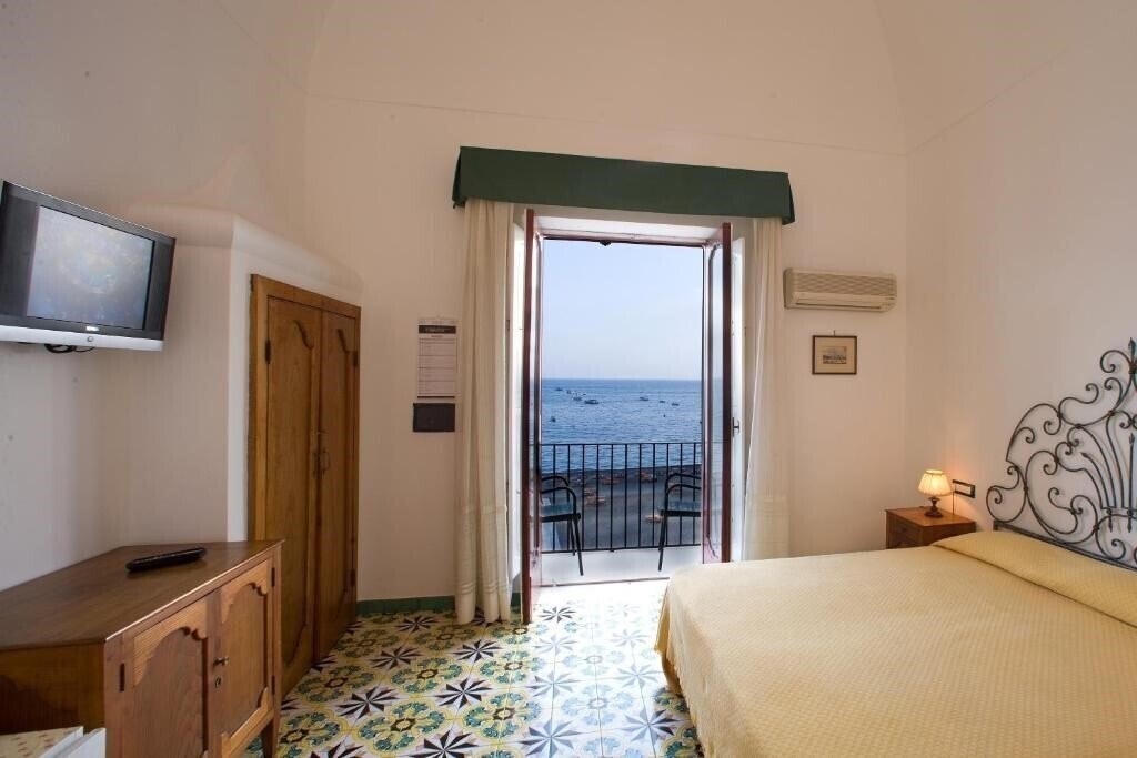 Изображение La Caravella di Positano - Relais, Beach Residences 3*
