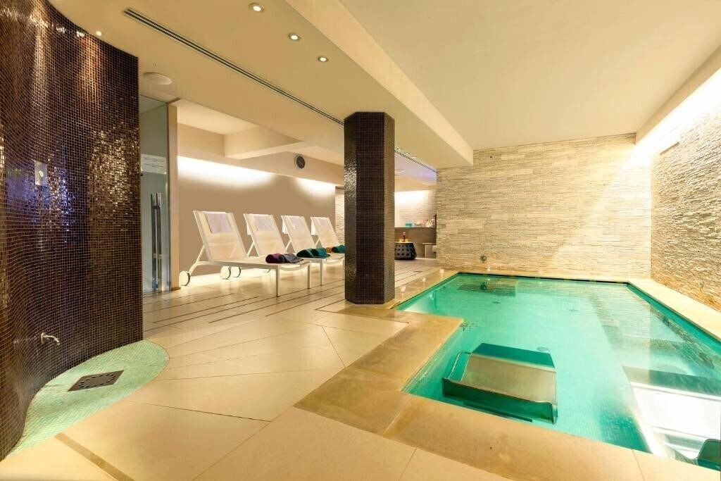 Зображення Europa Hotel Design Spa 1877 4*