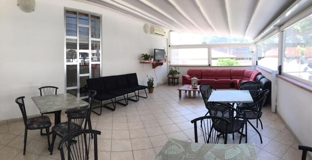 Картинка Admiral Hotel 3*