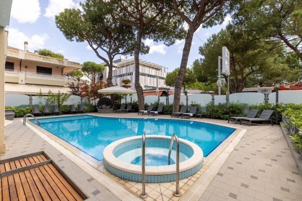 Фотографія Hotel Adriatica 3*