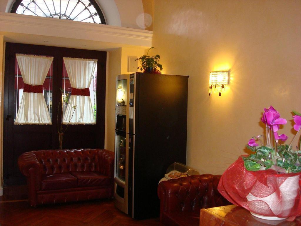 Зображення Dina 3*