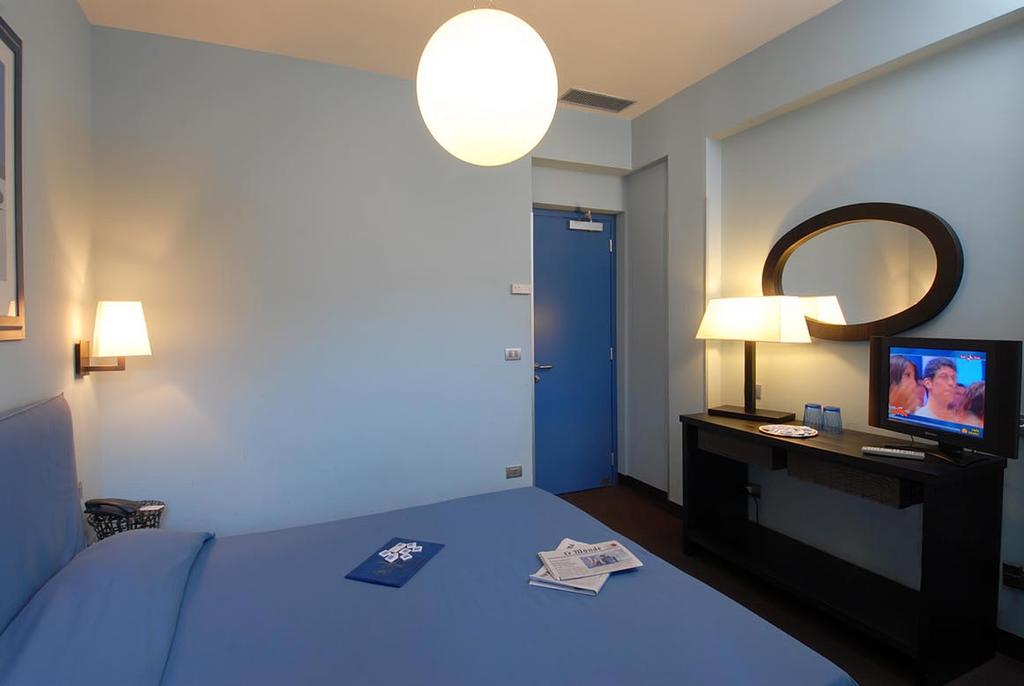 Фотографія Terminal 3*