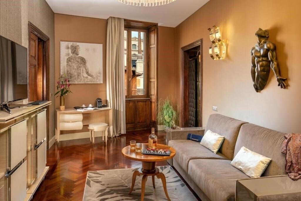 Фото The Inn At The Spanish Steps Hotel 4*