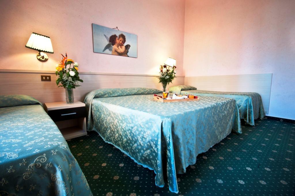 Отель Priscilla 3*
