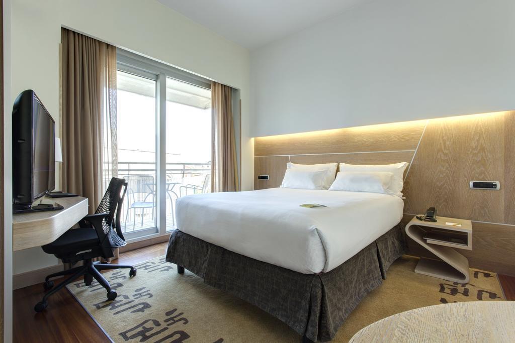 Готель Hotel Hilton Garden Inn Rome Airport 4*