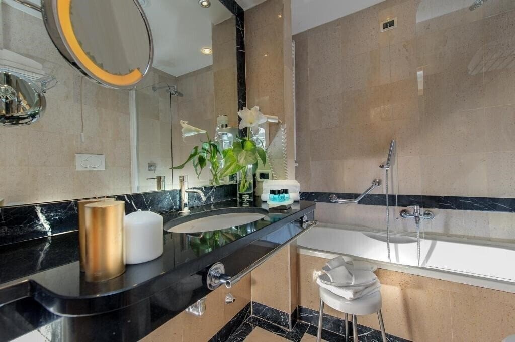 Фотография Hotel Cardinal St. Peter 4*