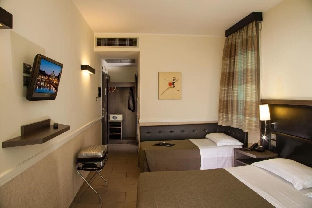 Картинка Artis 4*