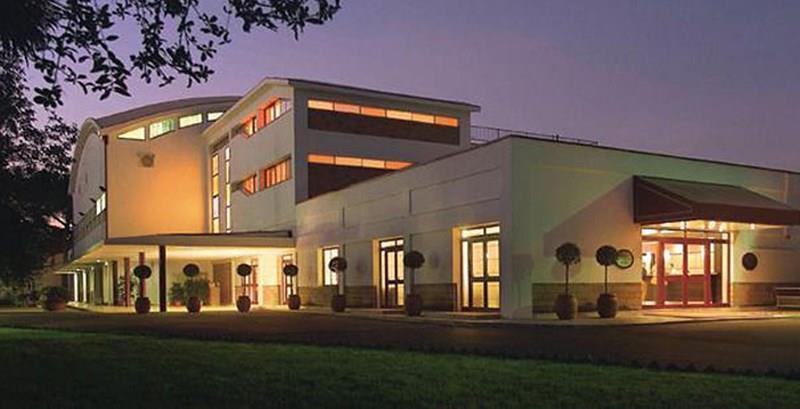 Готель Domus Pacis Torre Rossa Park 3*